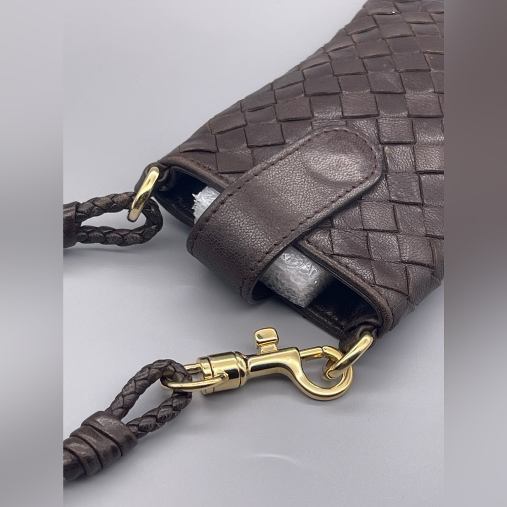 Bottega Veneta Intrecciato Leather Pouch, Brown, Preowned - Picture 8 of 10